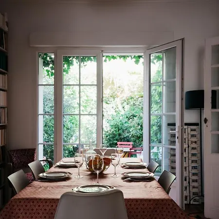 Magnifique Maison De Ville, La Rochelle (Charente-Maritime)